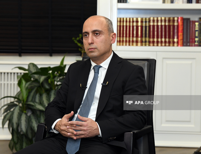 Öz fənnini bilməyən müəllimlərin övladlarımıza dərs deməsi doğru seçim deyil