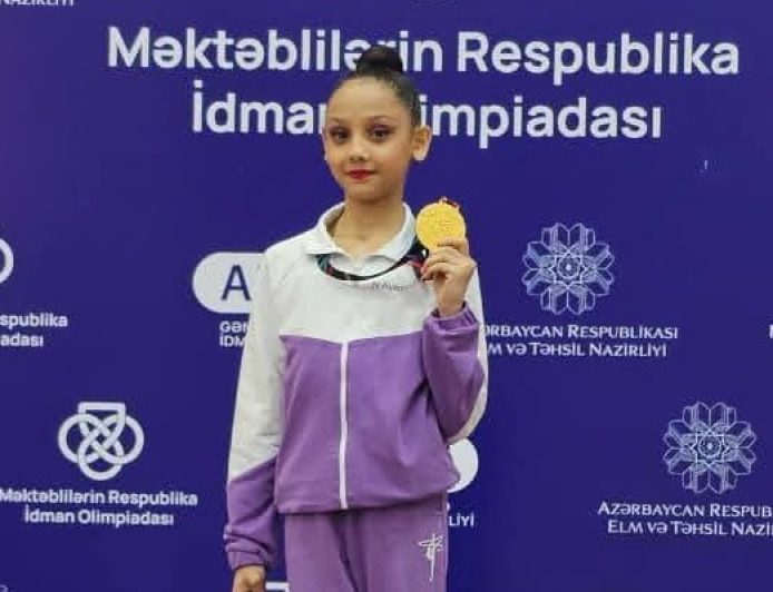 12 yaşı var, amma medalları yaşını 2,5 dəfə üstələyir