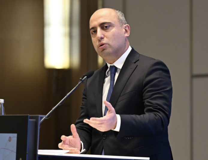 Nazir: Qadınların təhsilini kiçik yaşlardan diqqətdə saxlamalıyıq