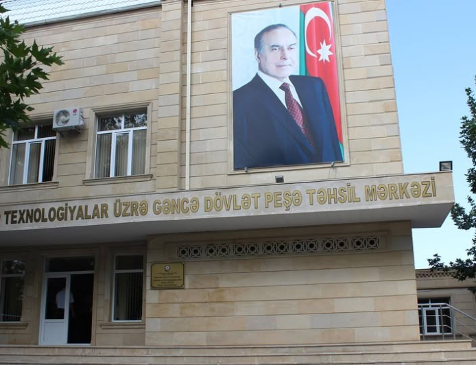 Laboratoriyadan peşəkar həyata: gələcəyin laborantları dövlət imtahanı verir