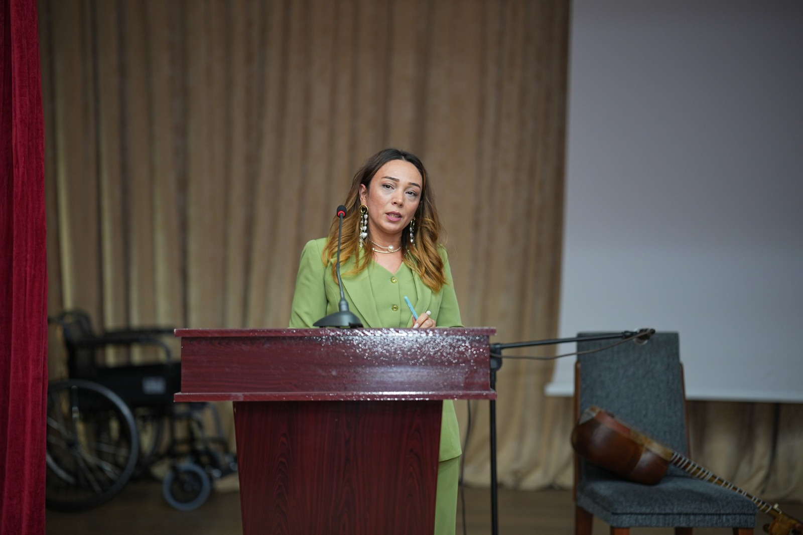 "Bəzən bir “sən bacararsan” kifayət edir"