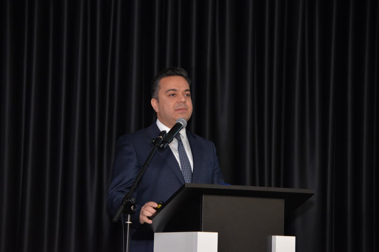 Şagirdlərə süni intellekt alətlərindən necə istifadə etməyi aşılamalıyıq - Vüsal Xanlarov