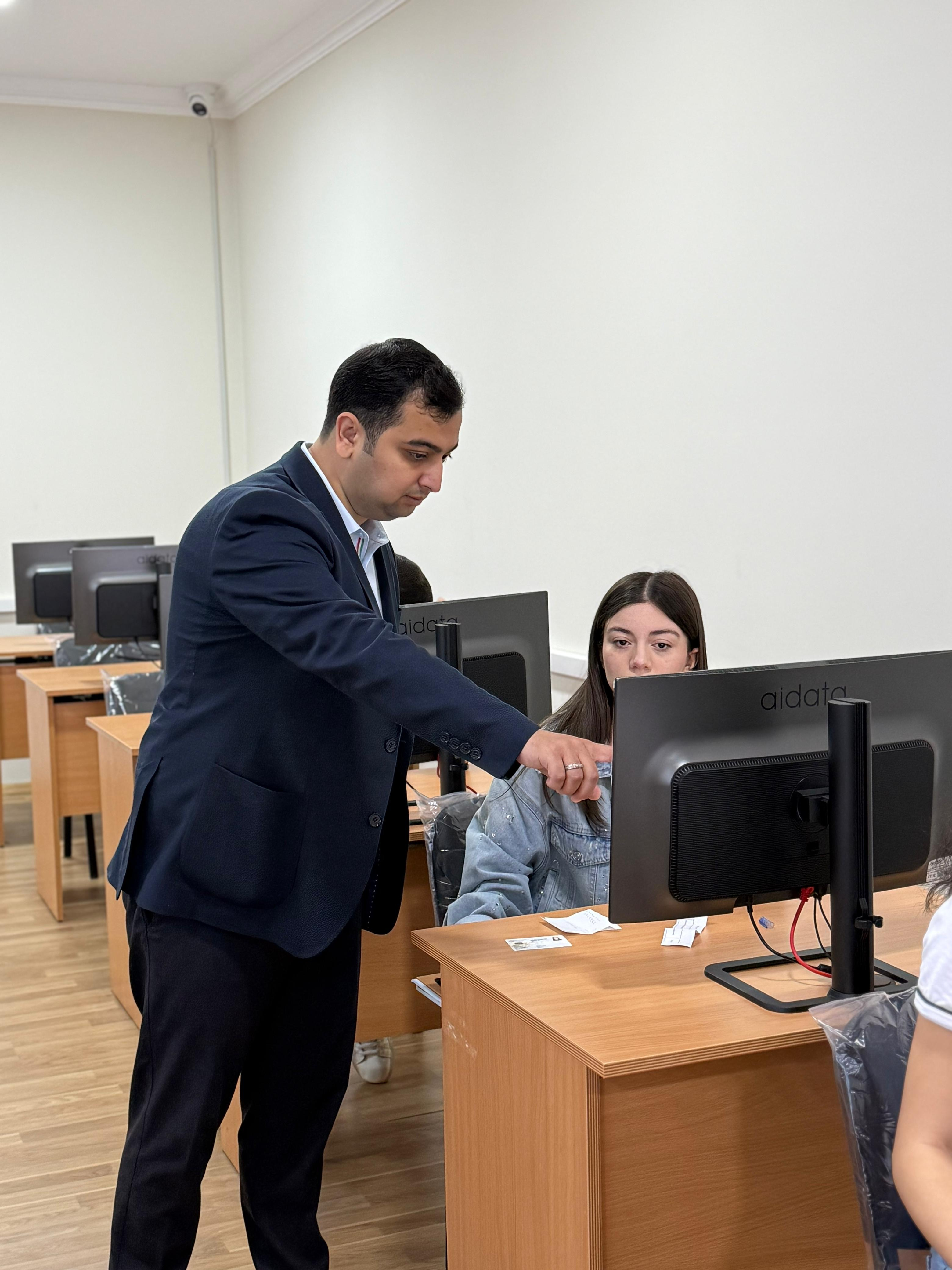 Bu kollecdə yeni imtahan modeli tətbiq olunur