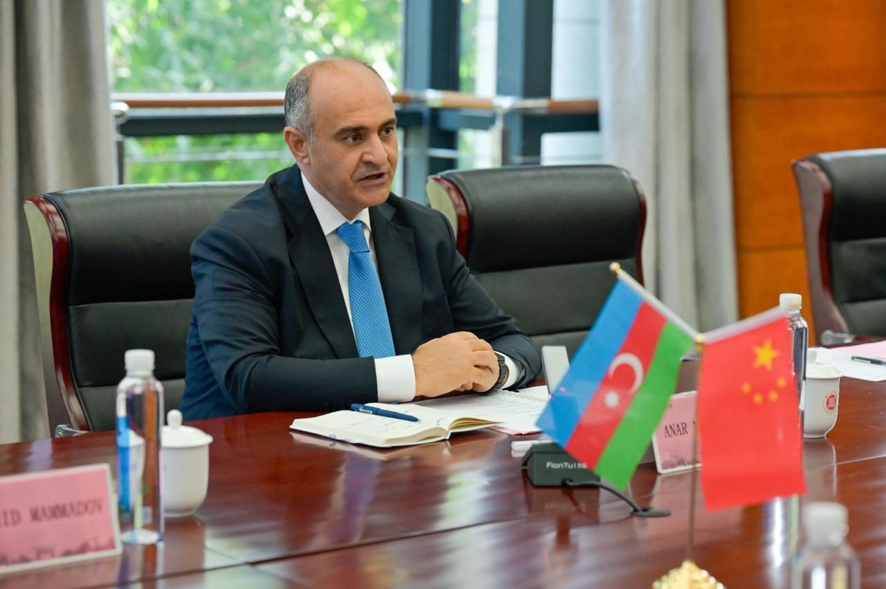 Rektor: Çinin ali təhsil ocaqları ilə elmi-tədqiqatların aparılması qarşıya hədəf kimi qoyulub