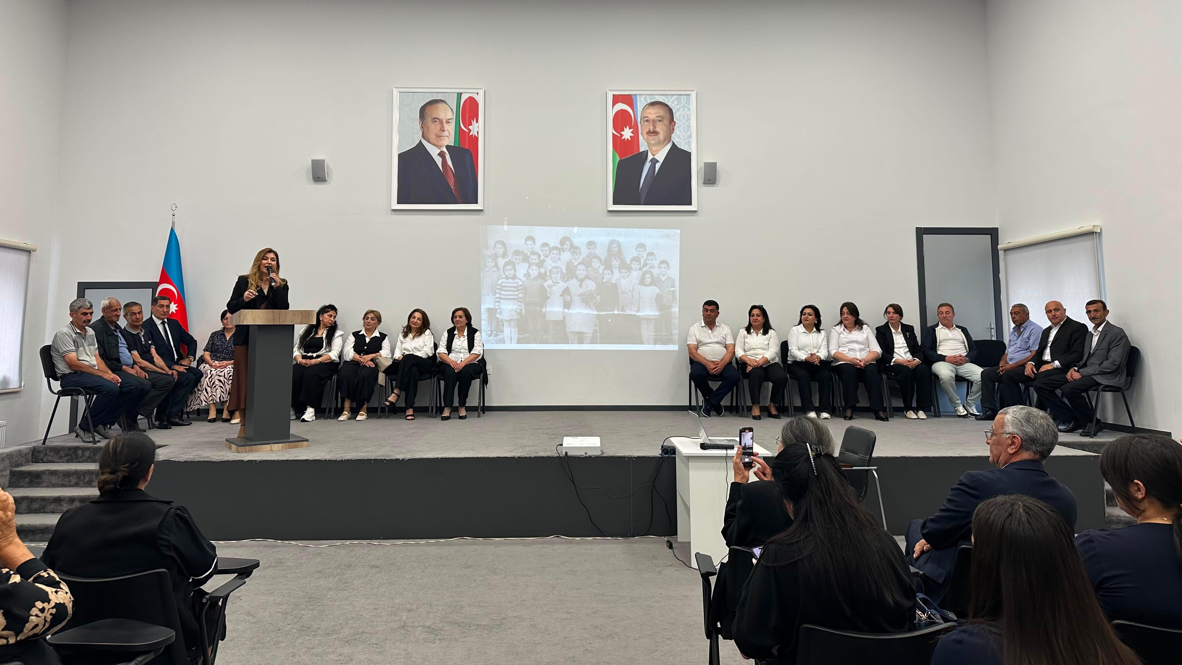 Laçın məktəbinin ilk məzunları 40 ildən sonra sinif otağına qayıtdı