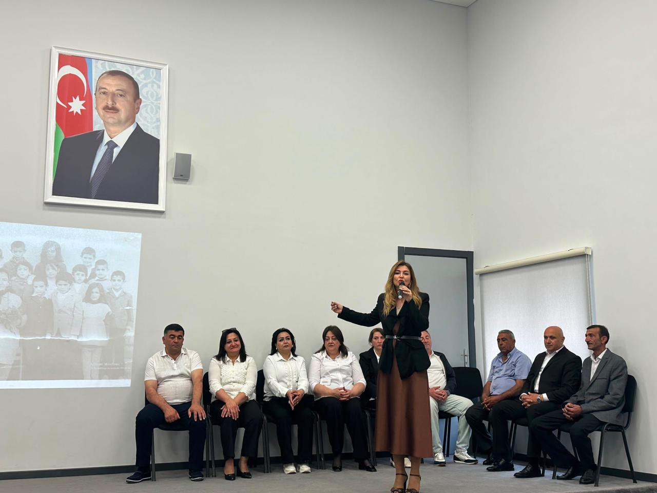 Laçın məktəbinin ilk məzunları 40 ildən sonra sinif otağına qayıtdı