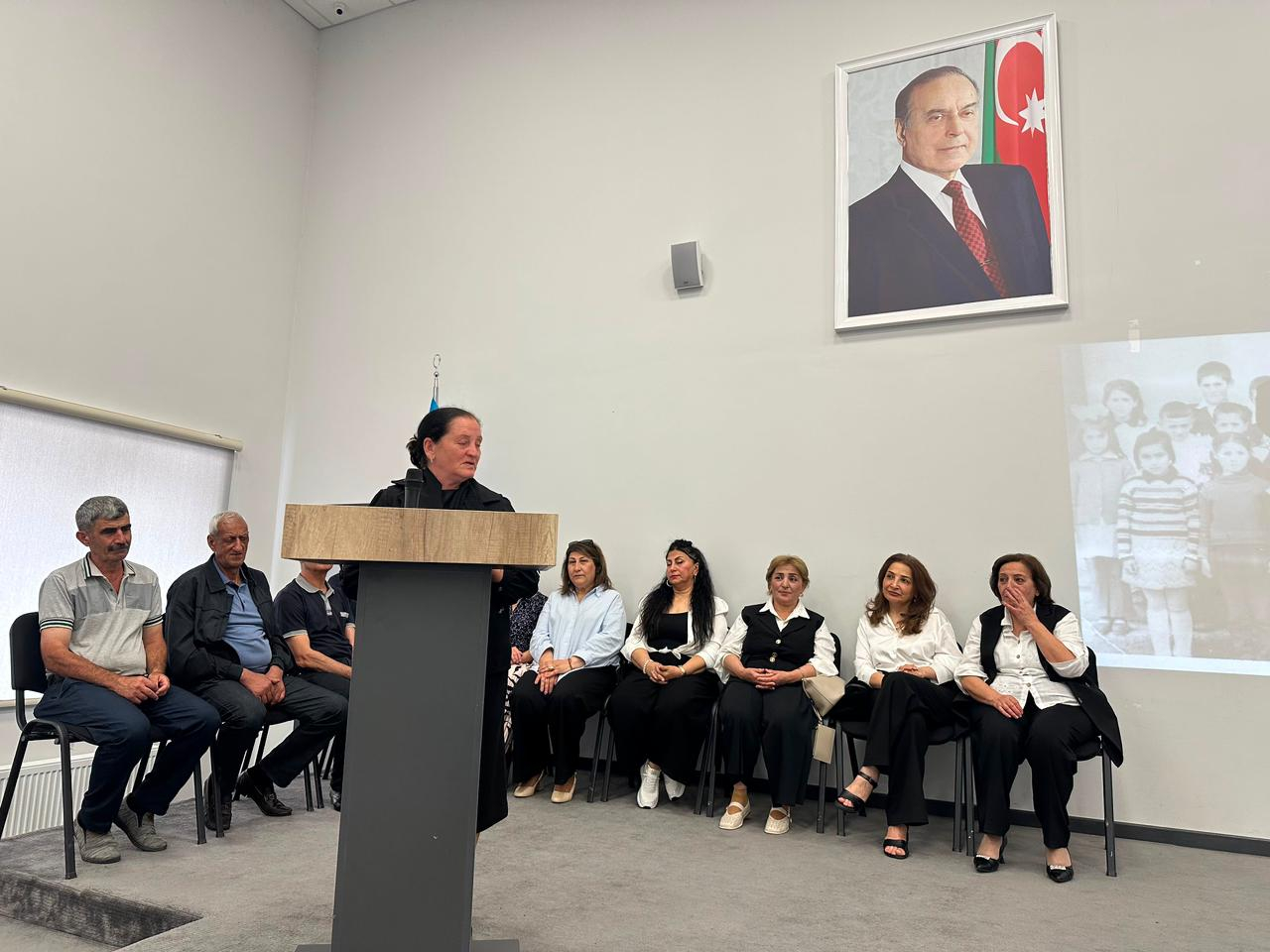 Laçın məktəbinin ilk məzunları 40 ildən sonra sinif otağına qayıtdı