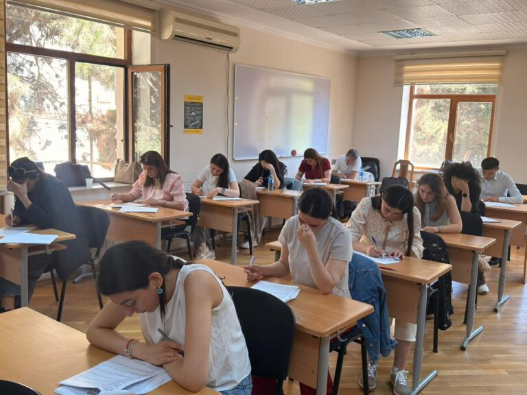 “Bir müəllimin manifesti” proqramının yekun qiymətləndirməsi keçirilib