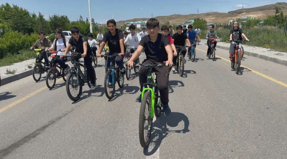 Ağalıda məktəblilərin veloyürüşü təşkil olunub