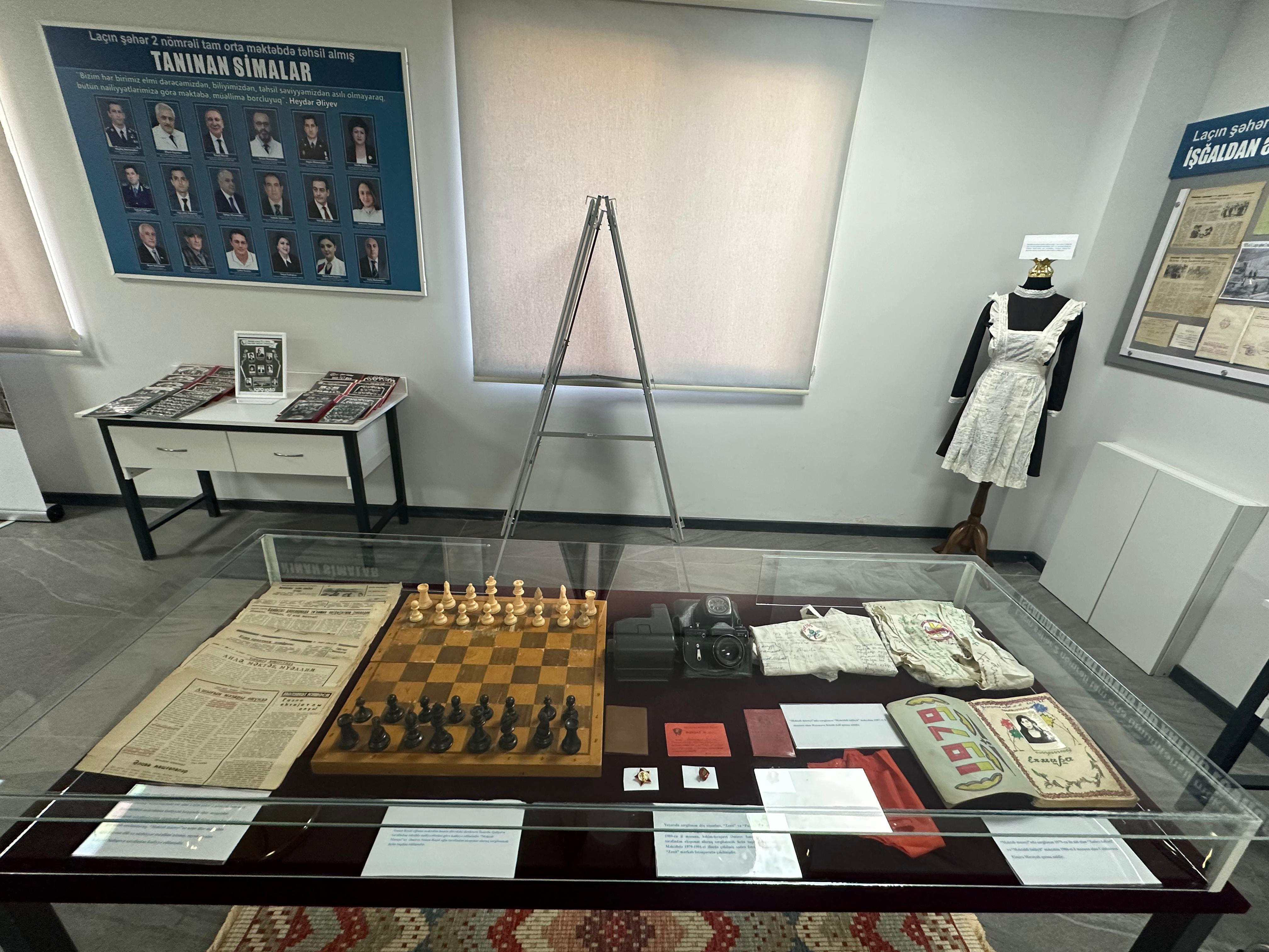 Gecikmiş albom, 40 illik dəftər
