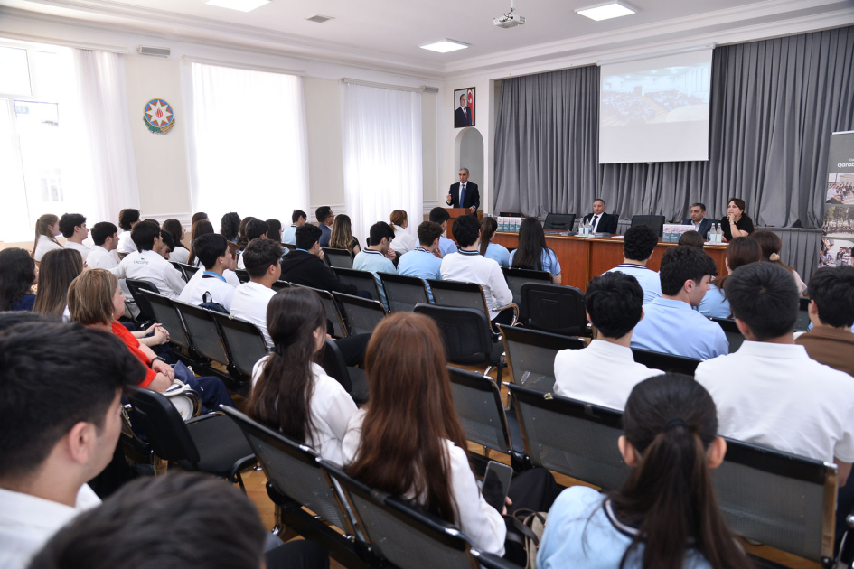 Abituriyentlər Qarabağ Universitetinin təhsil modeli barədə məlumatlandırlıb