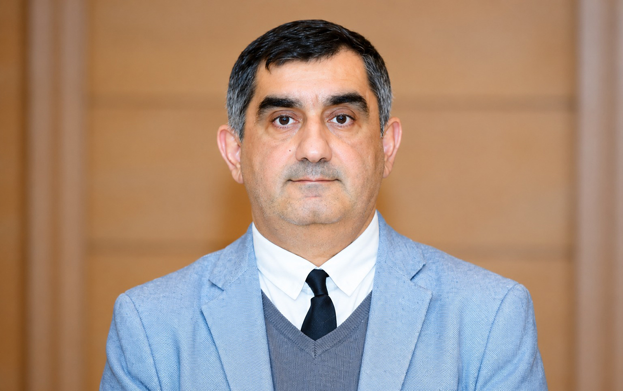 “Bu gün adının mənasını düşünən şagird sabah düzgün ad seçəcək”