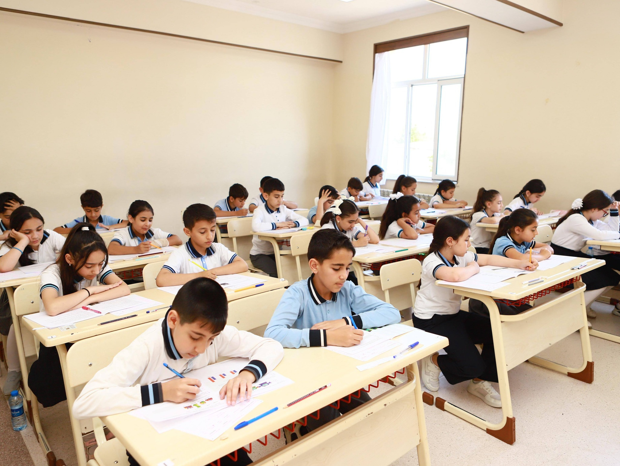Məktəblilərin monitorinq həyəcanı
