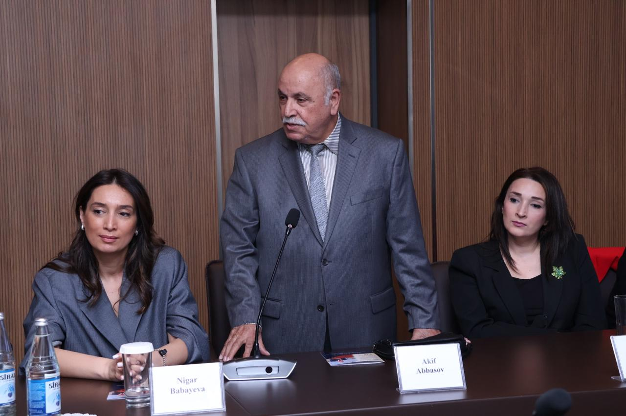 BSU-da Ənvər Abbasovun 75 illiyinə həsr olunan konfrans keçirilib