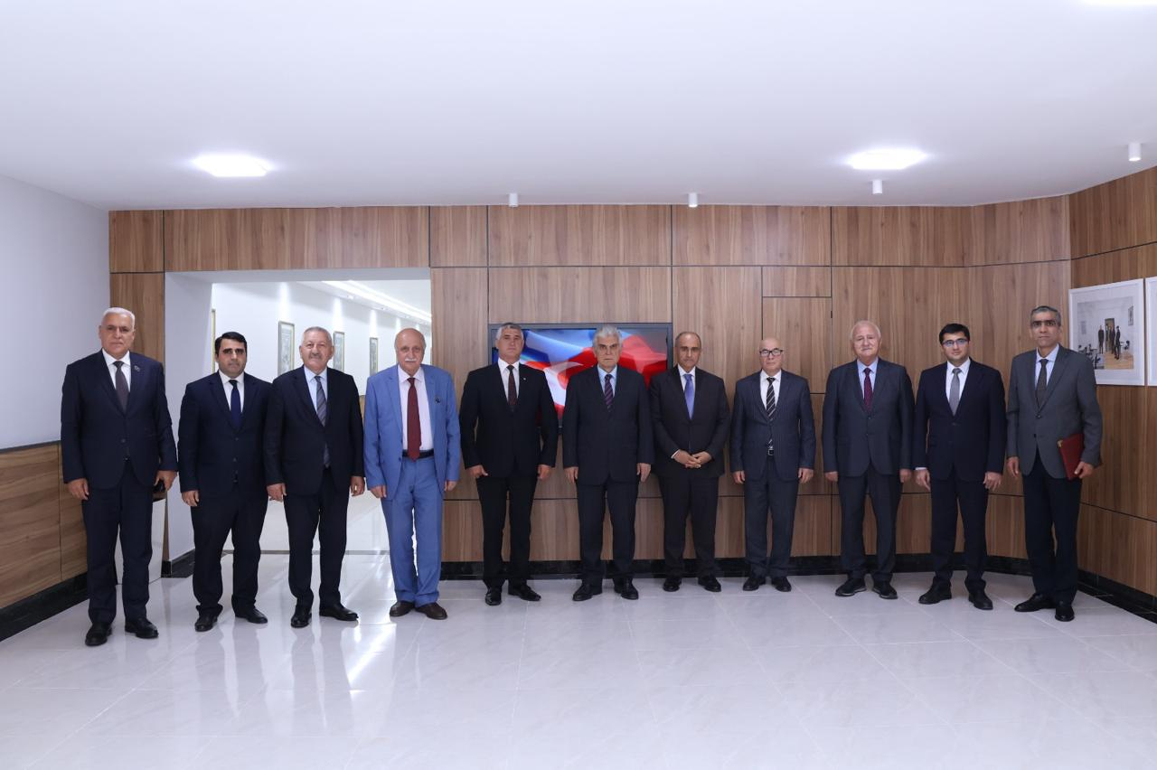 BSU-da Ənvər Abbasovun 75 illiyinə həsr olunan konfrans keçirilib