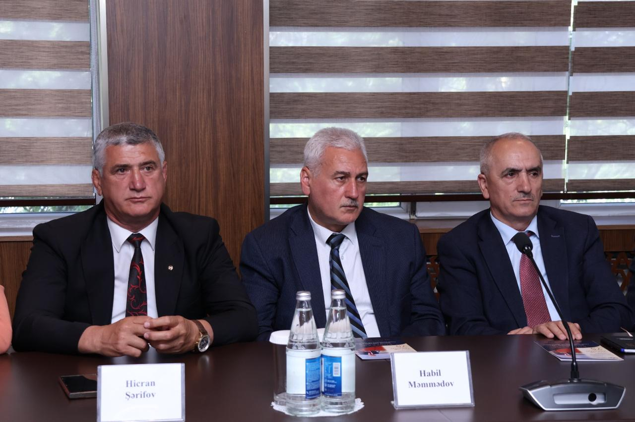 BSU-da Ənvər Abbasovun 75 illiyinə həsr olunan konfrans keçirilib