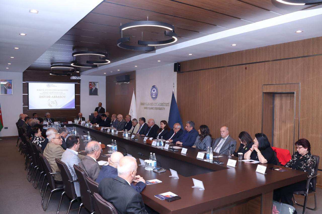 BSU-da Ənvər Abbasovun 75 illiyinə həsr olunan konfrans keçirilib