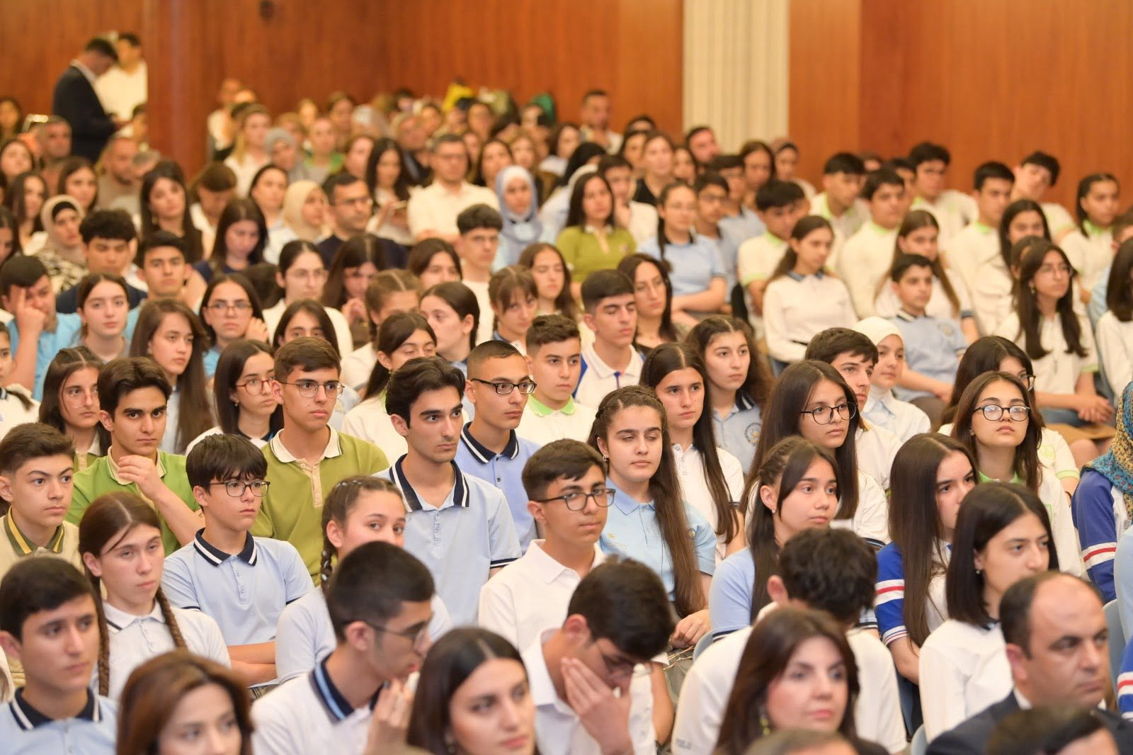 Respublika Fənn Olimpiadalarının təbiət fənləri üzrə qalibləri mükafatlandırılıblar