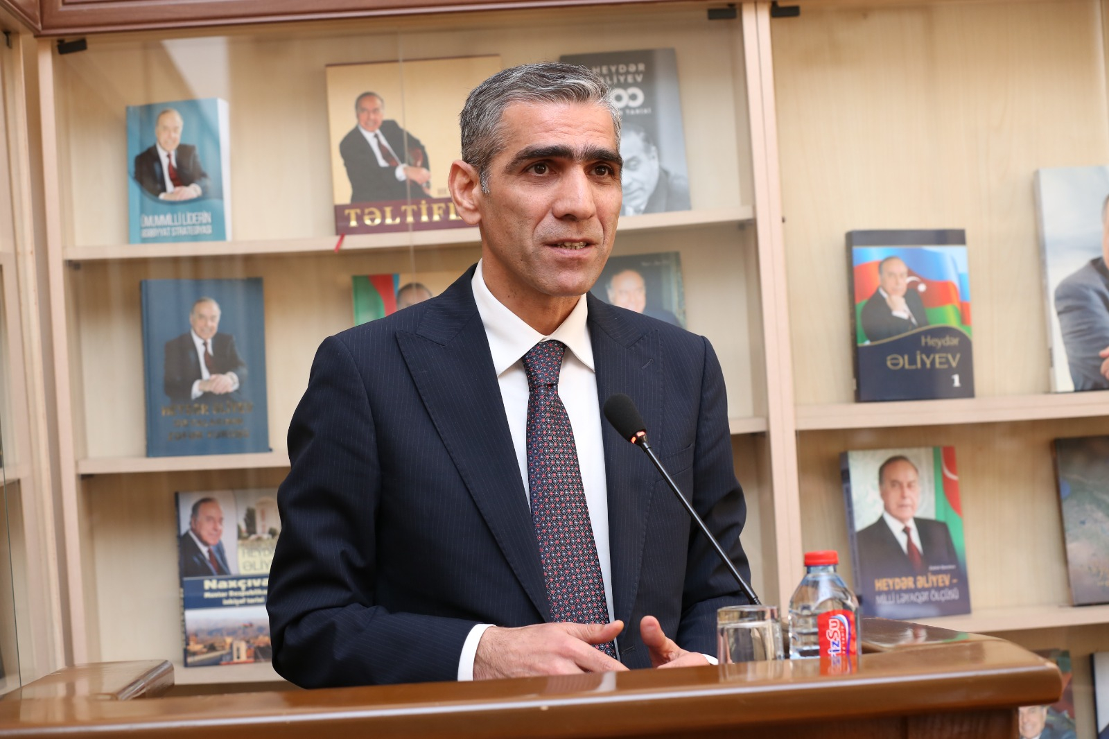 Süni intellekt dövründə klassik testlər və esse öz effektivliyini tamamilə itirir