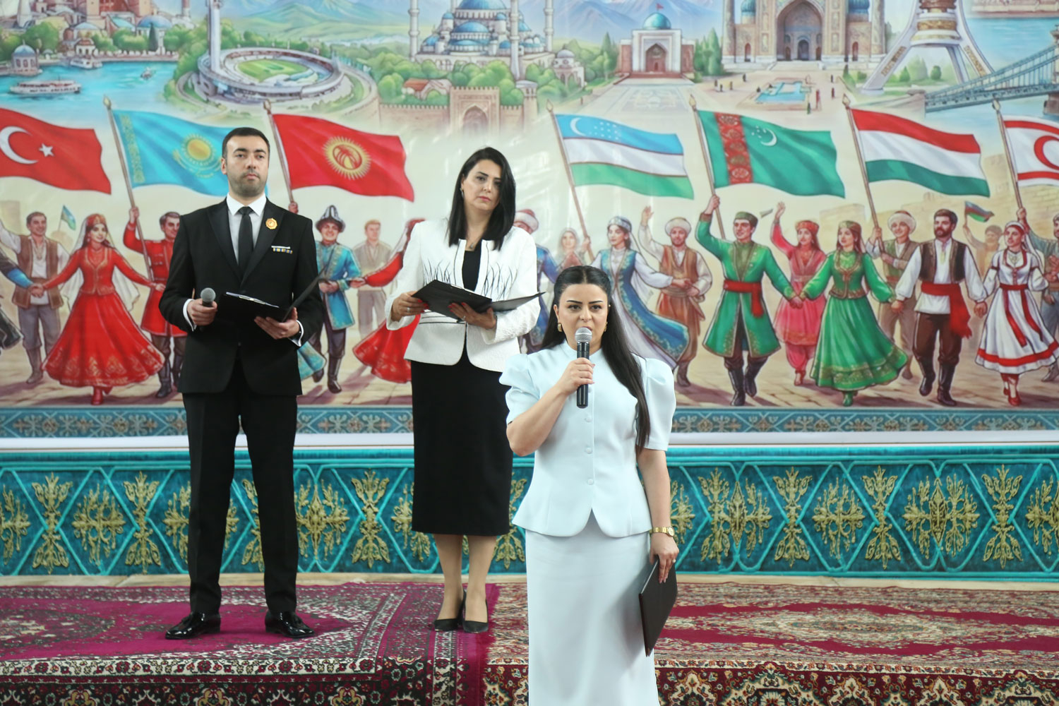 Məktəblilər Türk dünyasının mədəniyyətini və mətbəxini nümayiş etdiriblər