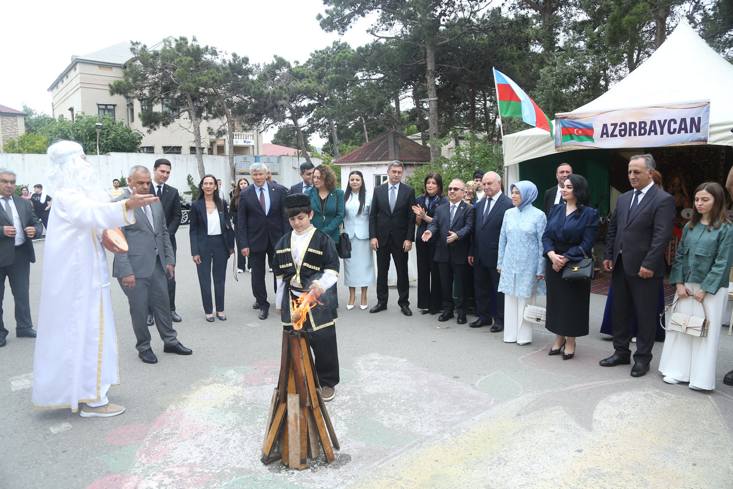 Məktəblilər Türk dünyasının mədəniyyətini və mətbəxini nümayiş etdiriblər