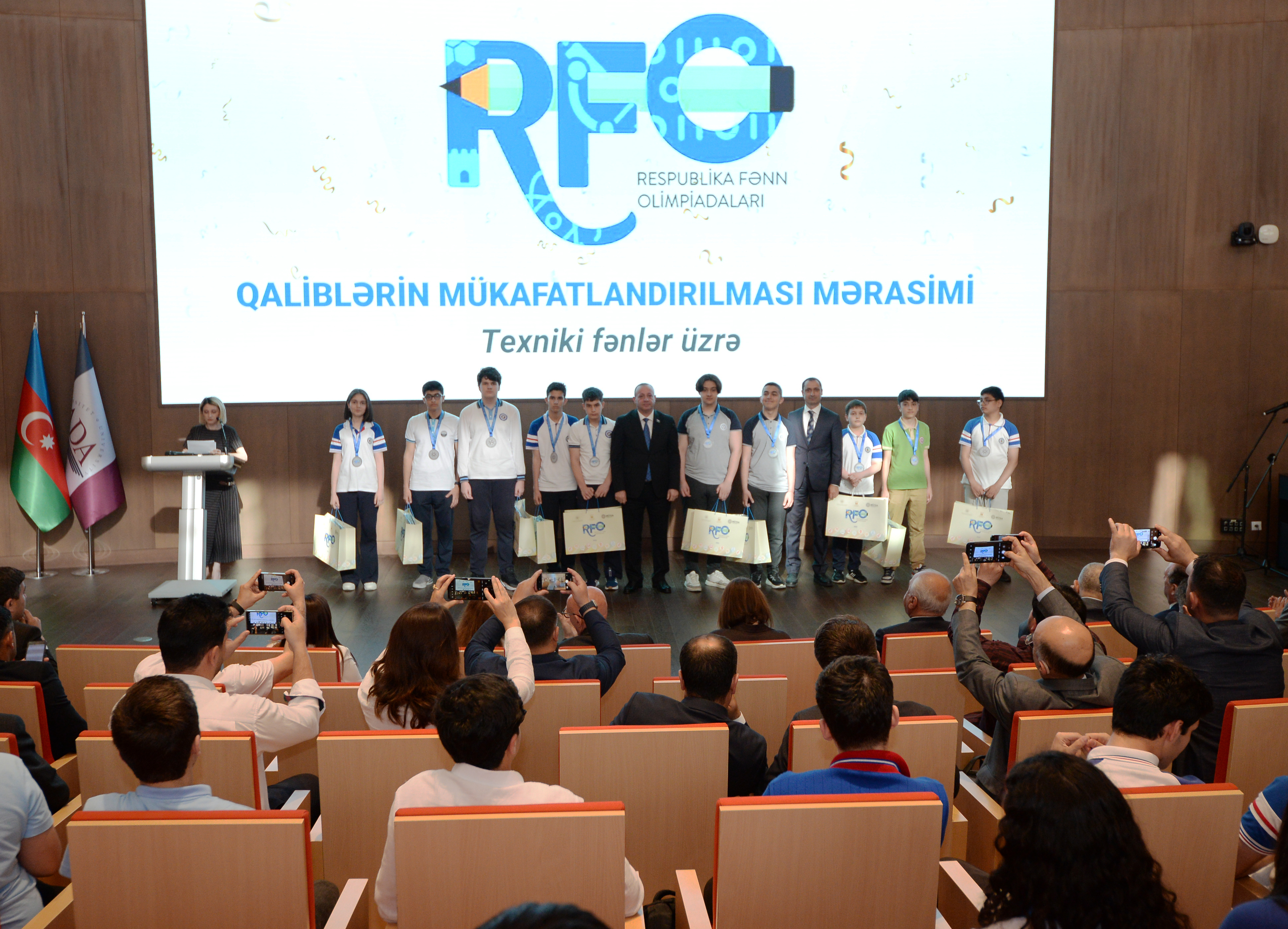 RFO-nun texniki fənlər üzrə qalibləri mükafatlandırılıb