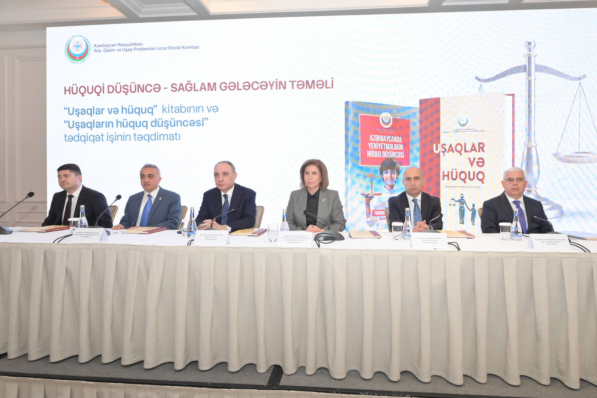 Yeniyetmələrin hüquq düşüncəsinə dair tədqiqat və “Uşaqlar və hüquq” kitabı təqdim olunub