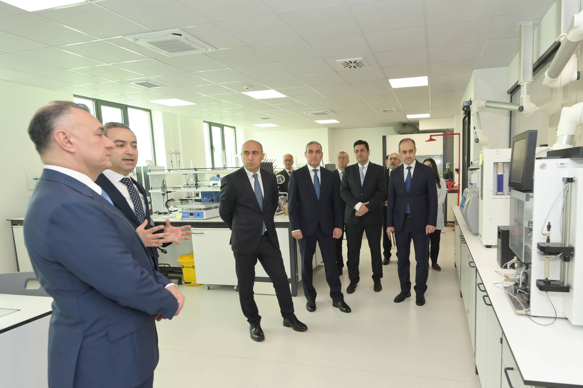 Emin Əmrullayev və Teymur Musayev Qarabağ Universitetinin Klinikasında olublar