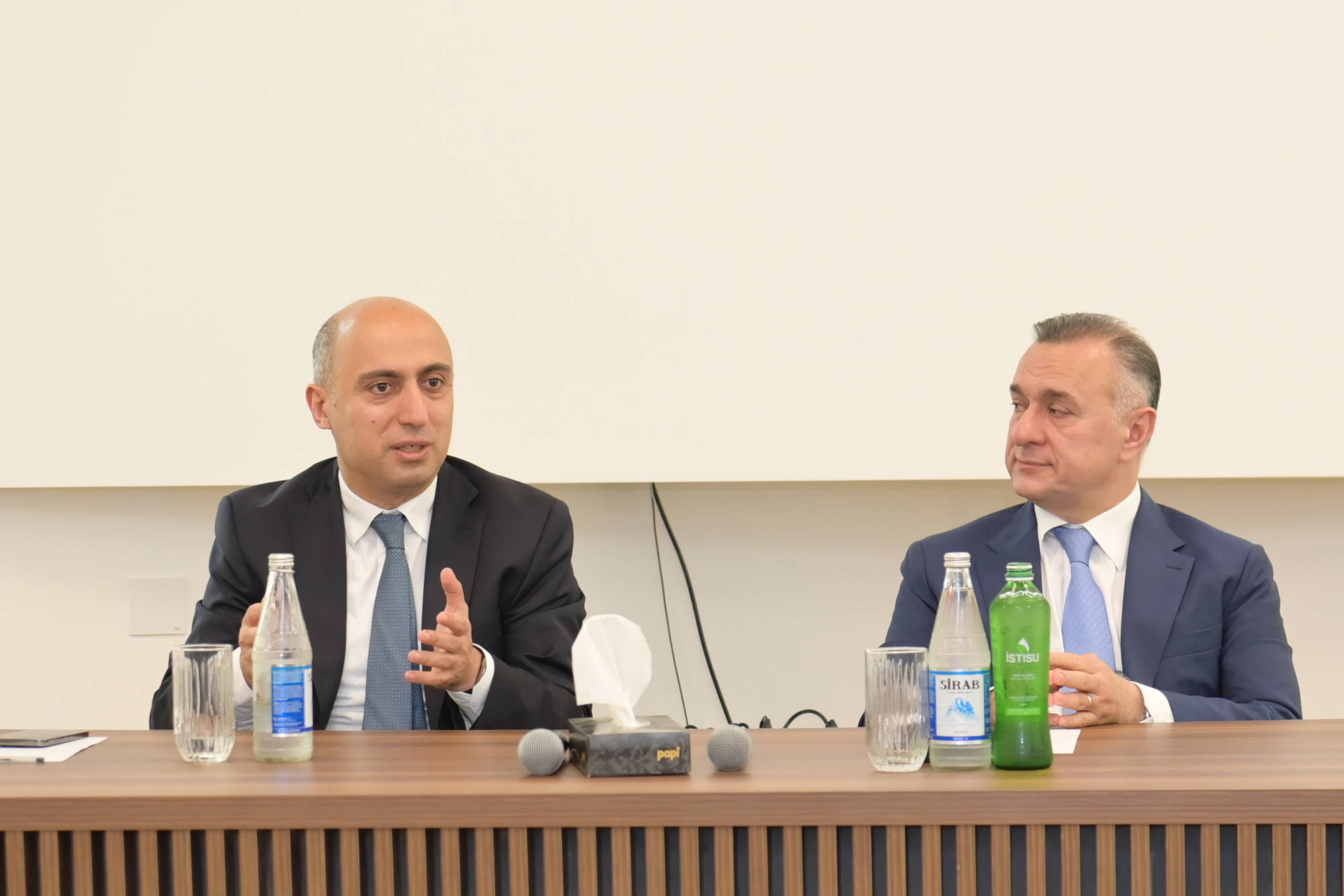 Emin Əmrullayev və Teymur Musayev Qarabağ Universitetinin Klinikasında olublar