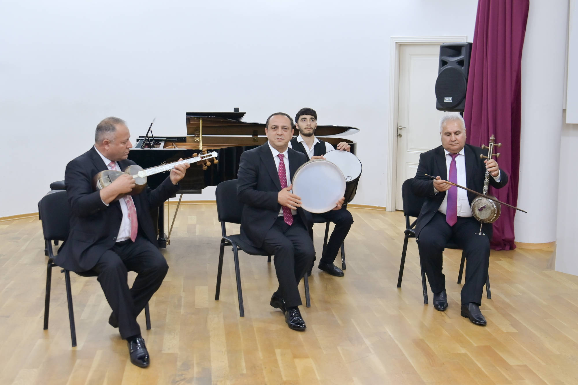 Emin Əmrullayev və Teymur Musayev Qarabağ Universitetinin Klinikasında olublar
