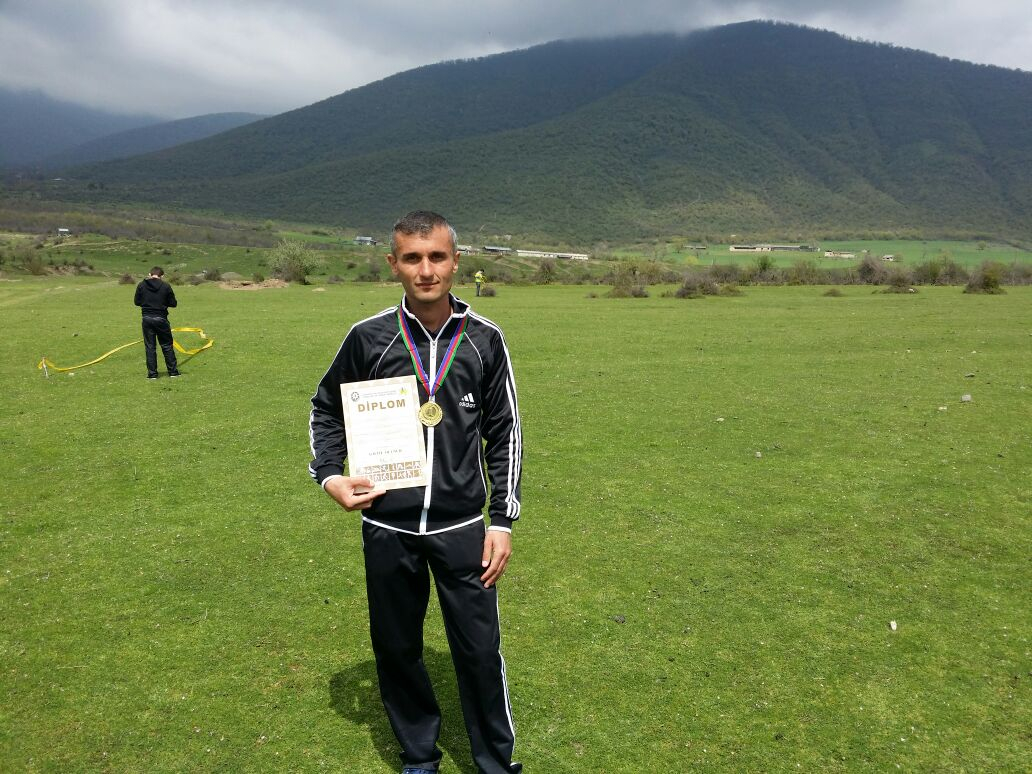 Atletika böyük səbir və iradə tələb edir - Çempionlar yetişdirən astaralı müəllim 