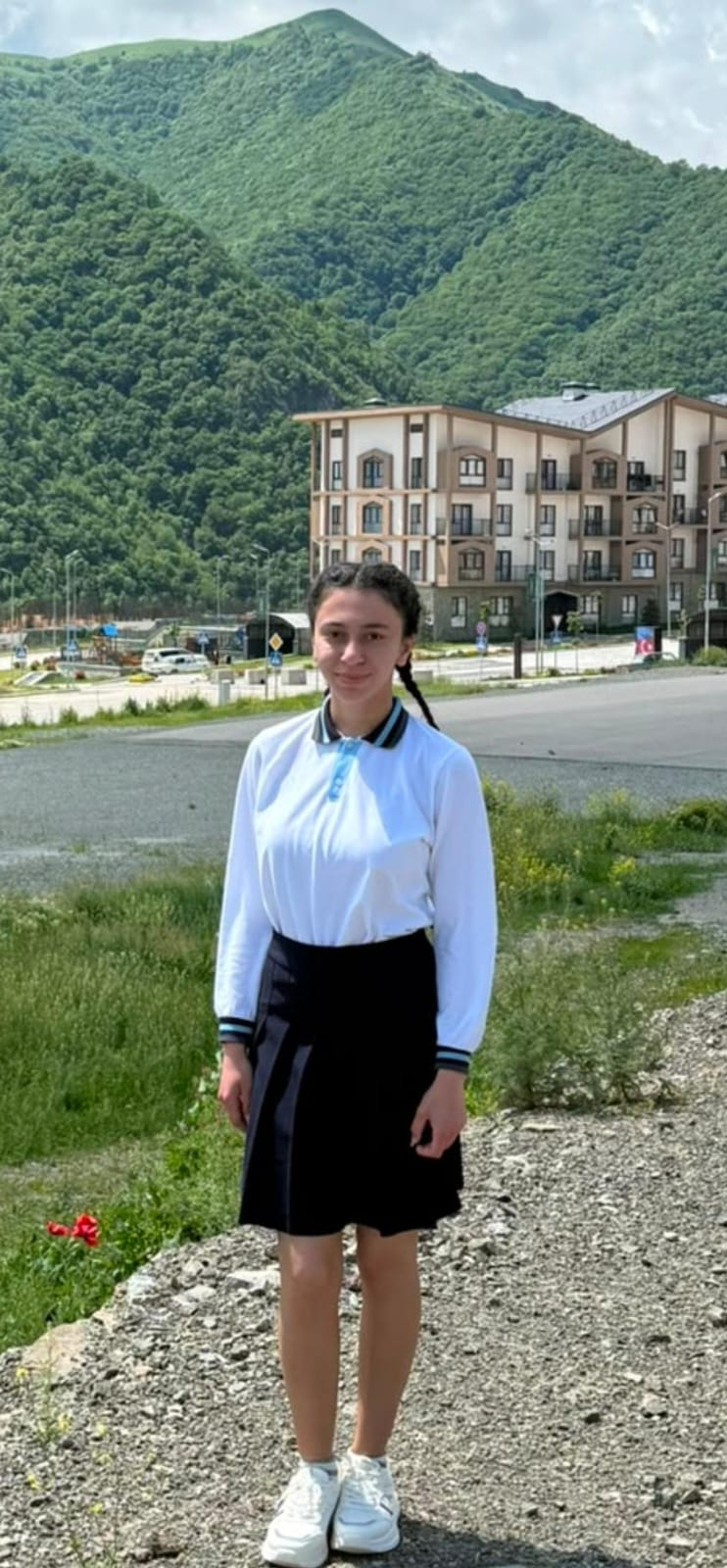 “Çox şanslıyam” - Azad Kəlbəcərin ilk məzunu