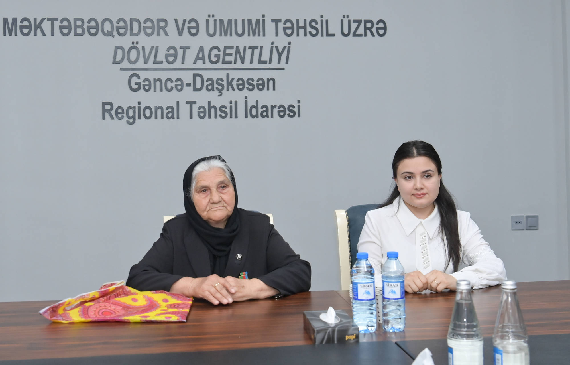 Elm və təhsil naziri Gəncədə vətəndaşları qəbul edib