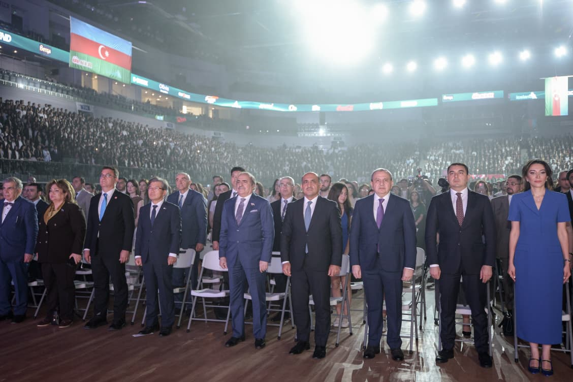 BDU-nun “Məzun günü” tədbiri keçirilib
