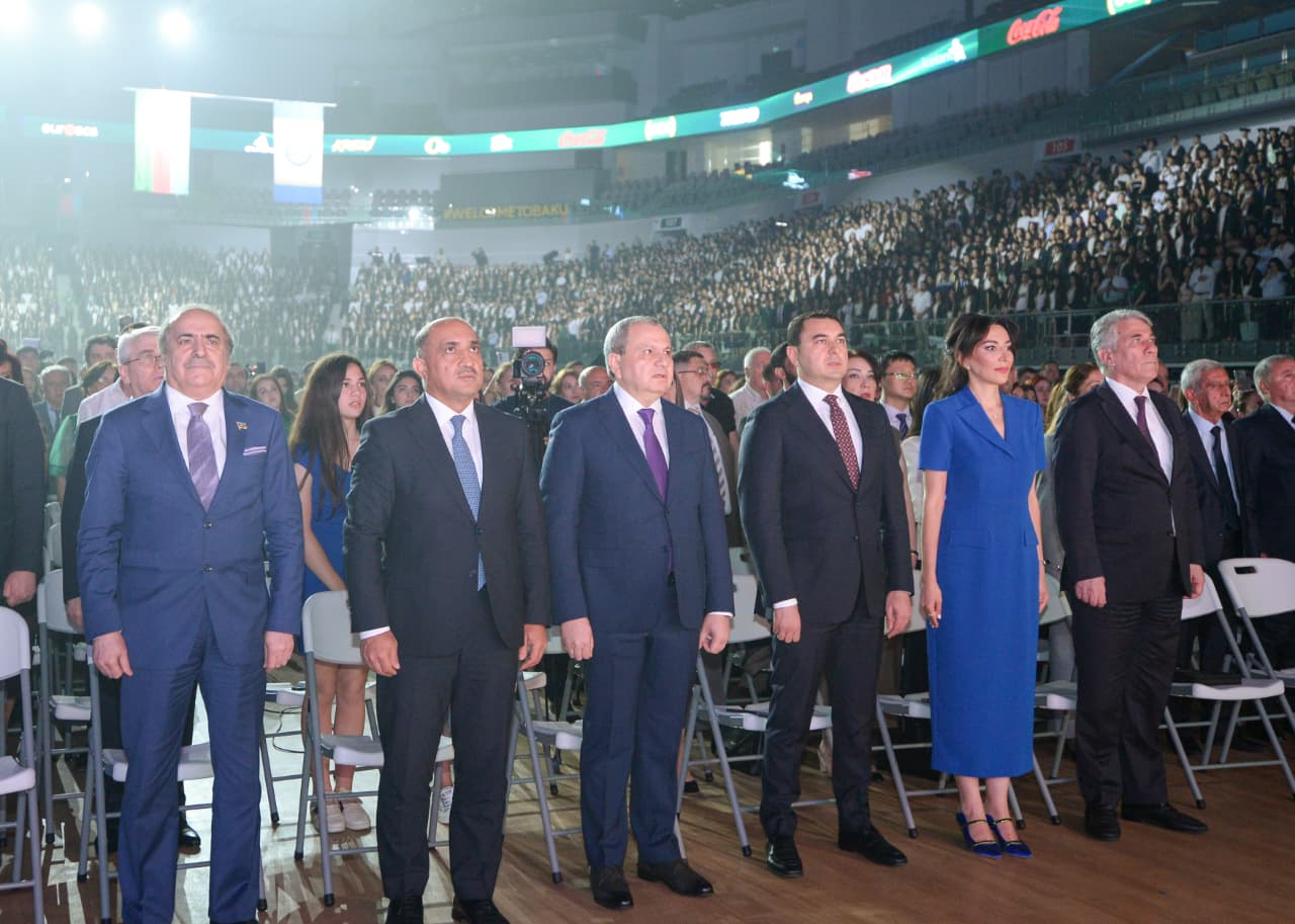 BDU-nun “Məzun günü” tədbiri keçirilib