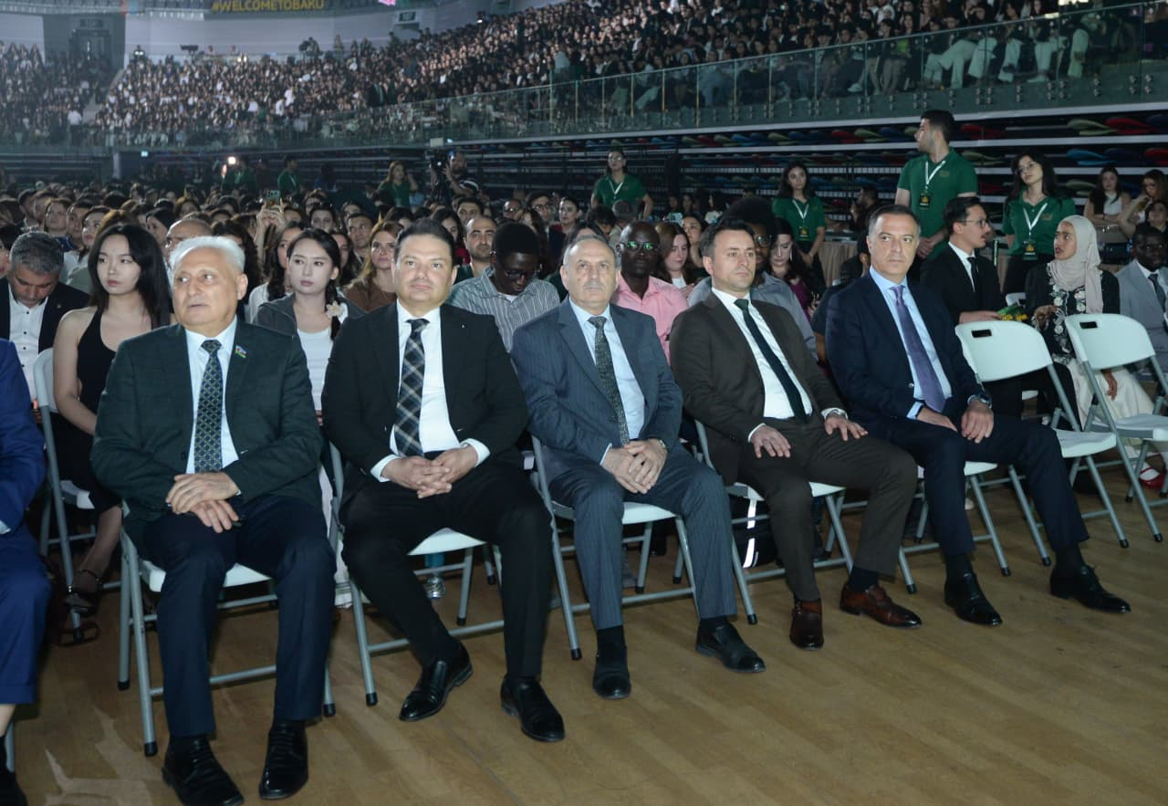 BDU-nun “Məzun günü” tədbiri keçirilib