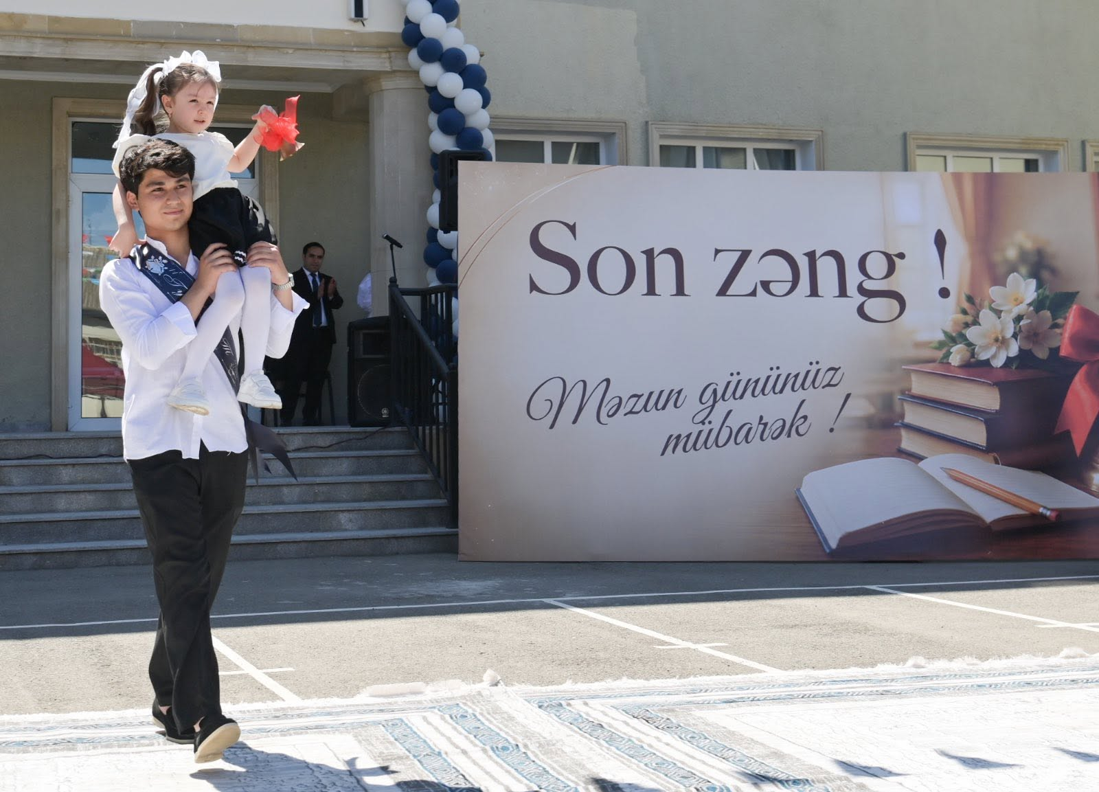 Elm və təhsil naziri “Son zəng” tədbirində iştirak edib