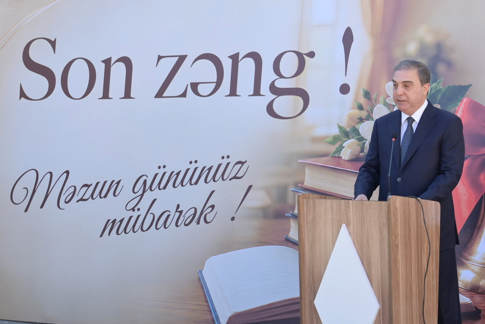 Elm və təhsil naziri “Son zəng” tədbirində iştirak edib