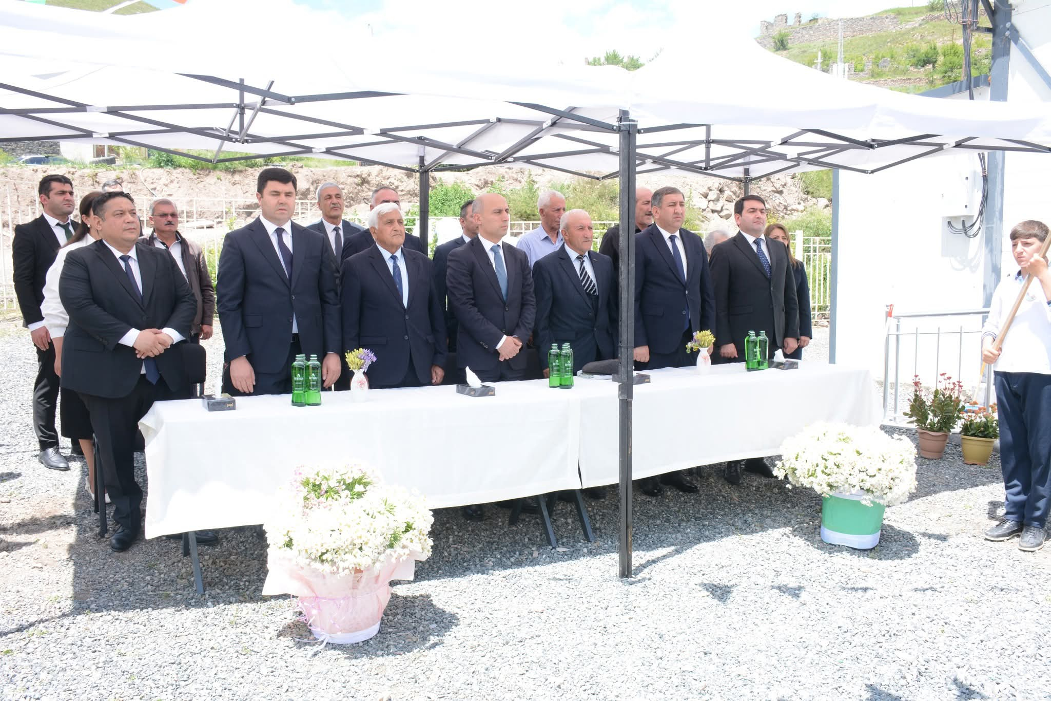 Elm və təhsil naziri azad Kəlbəcərin ilk məzununun "Son zəng" tədbirində iştirak edib