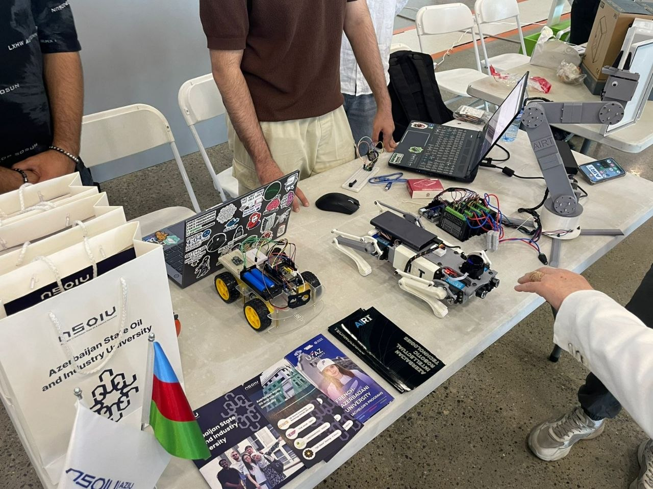 ADNSU startapı robot yarışında qalib gəlib – Azərbaycanı Çində təmsil edəcək
