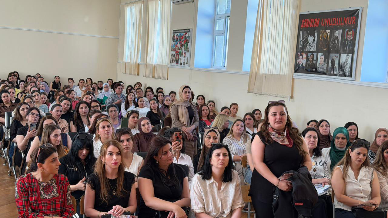 Yeni təmayül tədris modeli ilə bağlı maarifləndirici görüş keçirilib