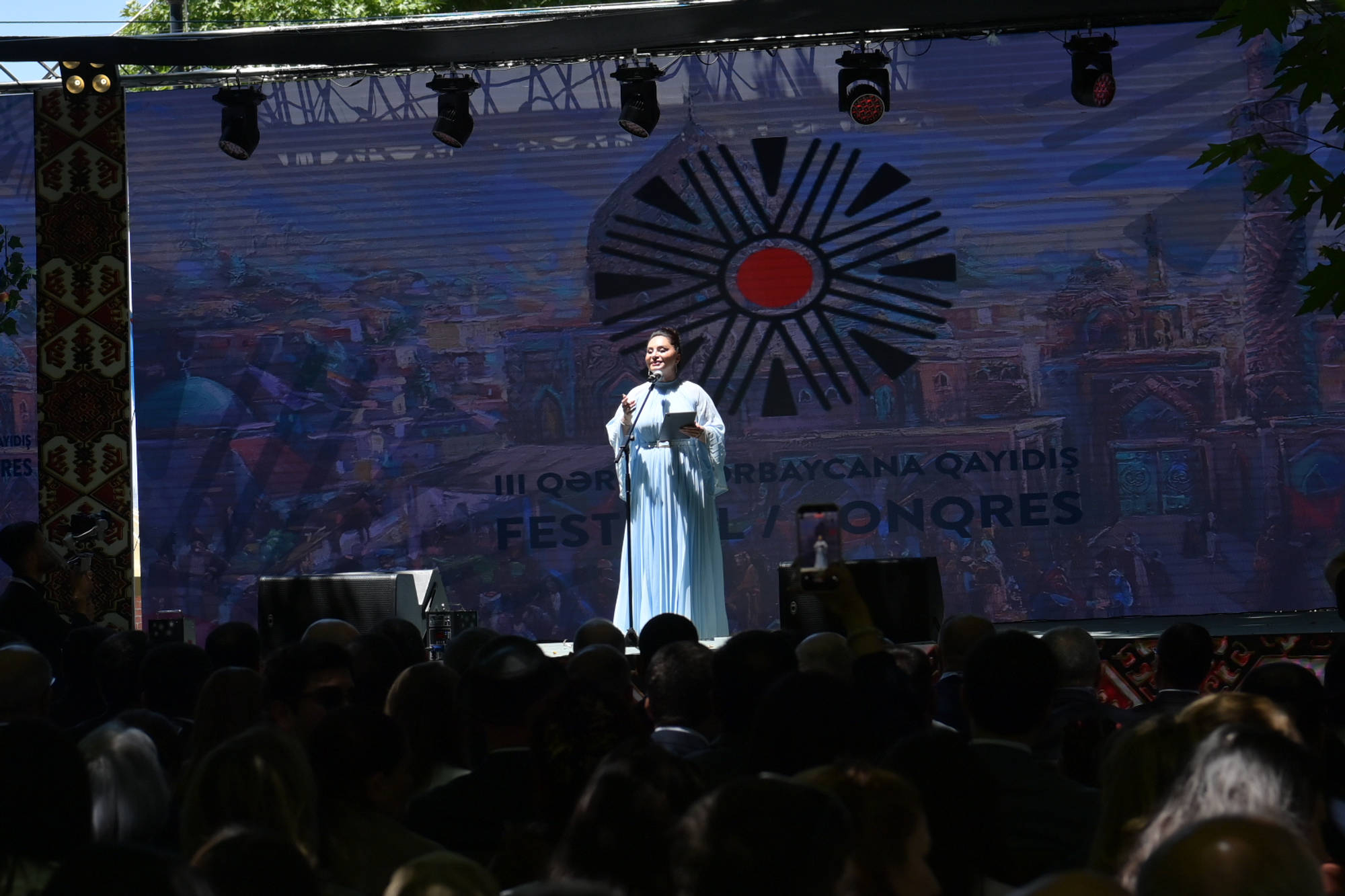 Naxçıvanda “Qərbi Azərbaycana qayıdış” III konqres-festival keçirilir