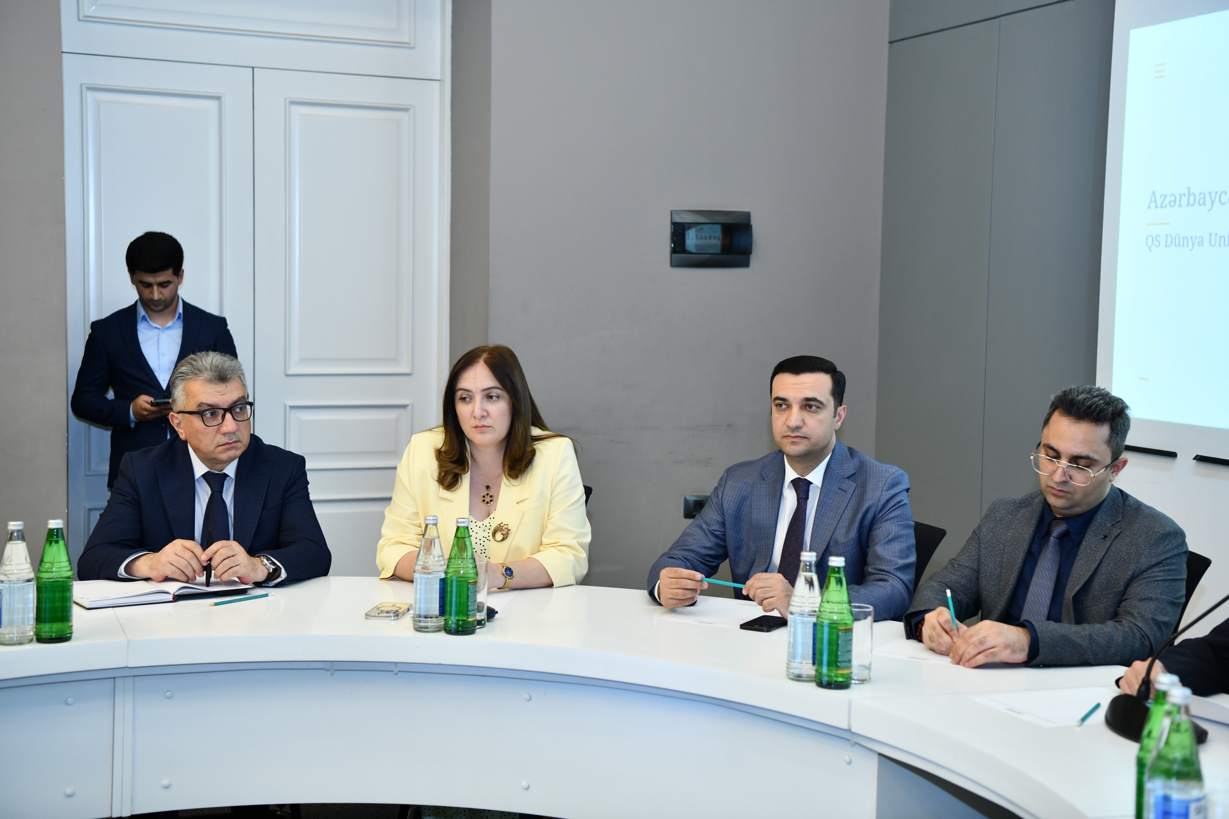 QS reytinqindəki nəticələrinə görə ADNSU əməkdaşları təltif edilib