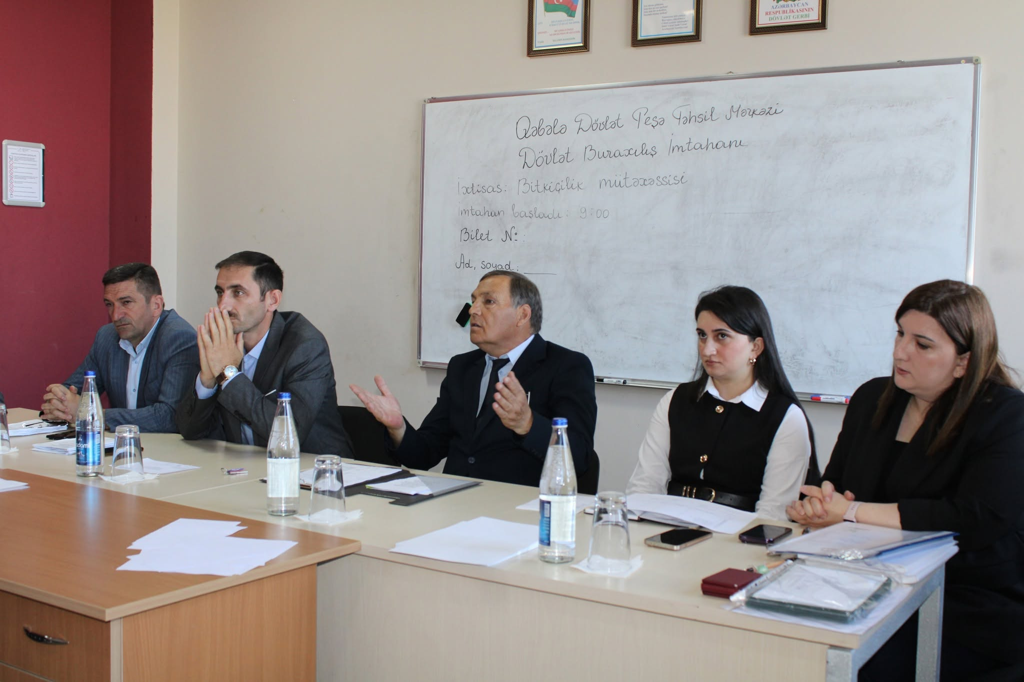 Peşə mərkəzində dövlət buraxılış-ixtisas imtahanları keçirilir