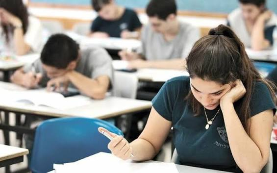 Hansı rayonların abituriyentləri daha çox seçiliblər?