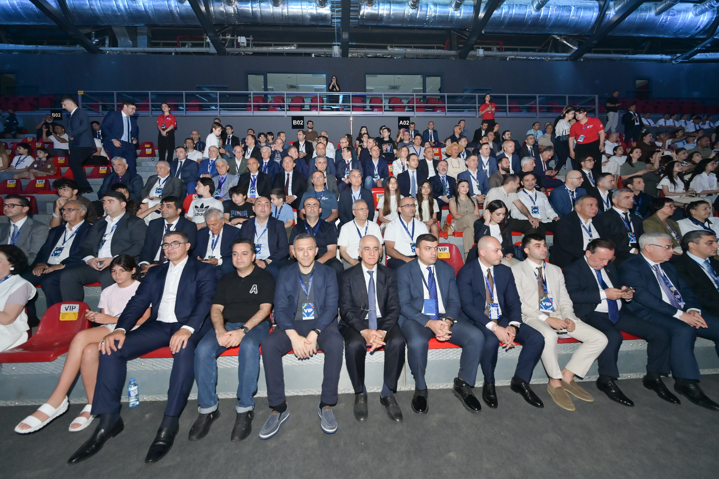 Məktəblilərin Respublika İdman Olimpiadasının açılış mərasimi keçirilib