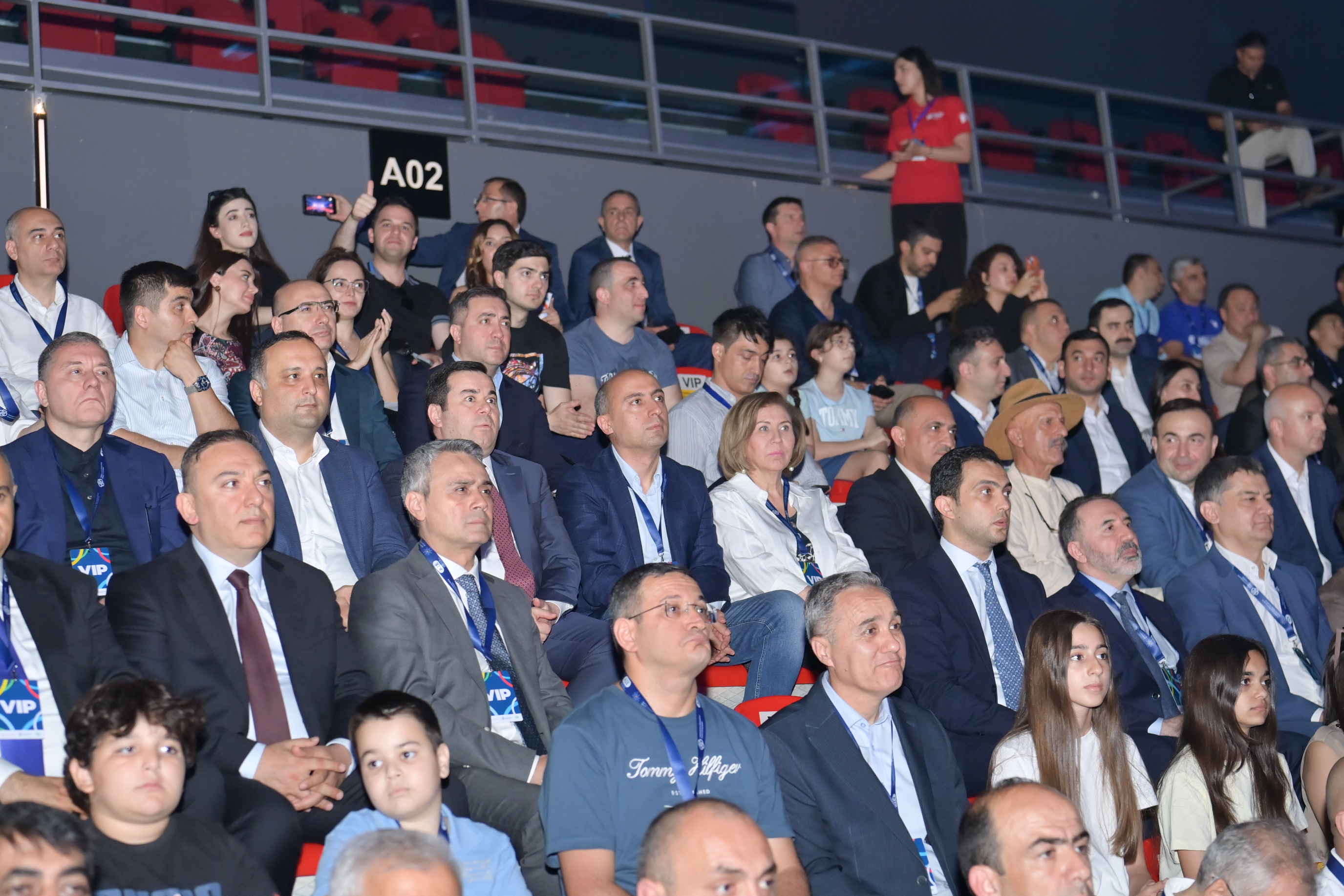 Məktəblilərin Respublika İdman Olimpiadasının açılış mərasimi keçirilib