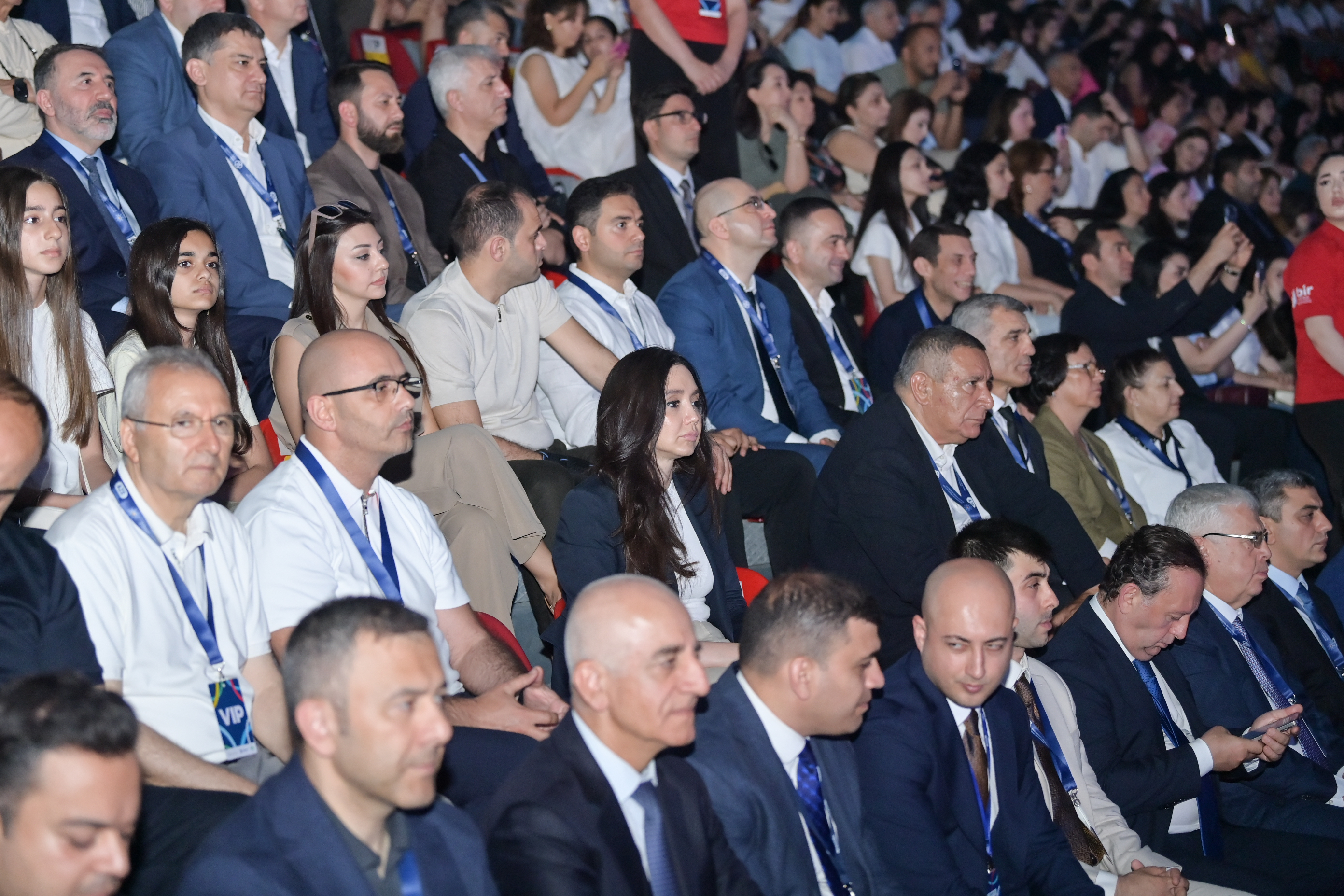 Məktəblilərin Respublika İdman Olimpiadasının açılış mərasimi keçirilib