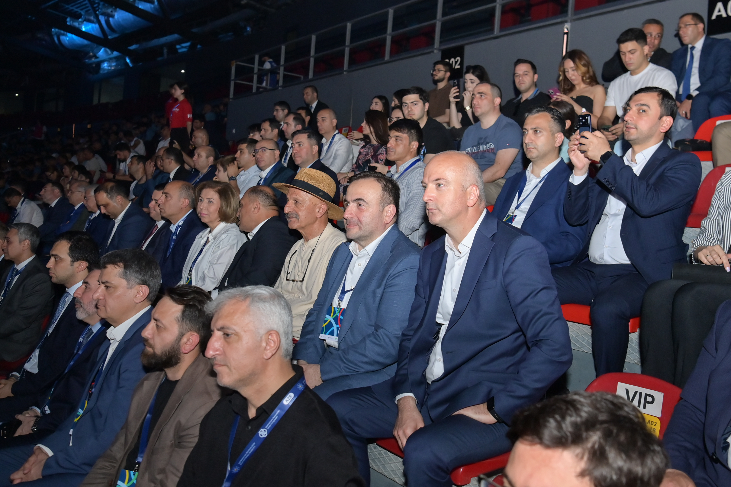Məktəblilərin Respublika İdman Olimpiadasının açılış mərasimi keçirilib