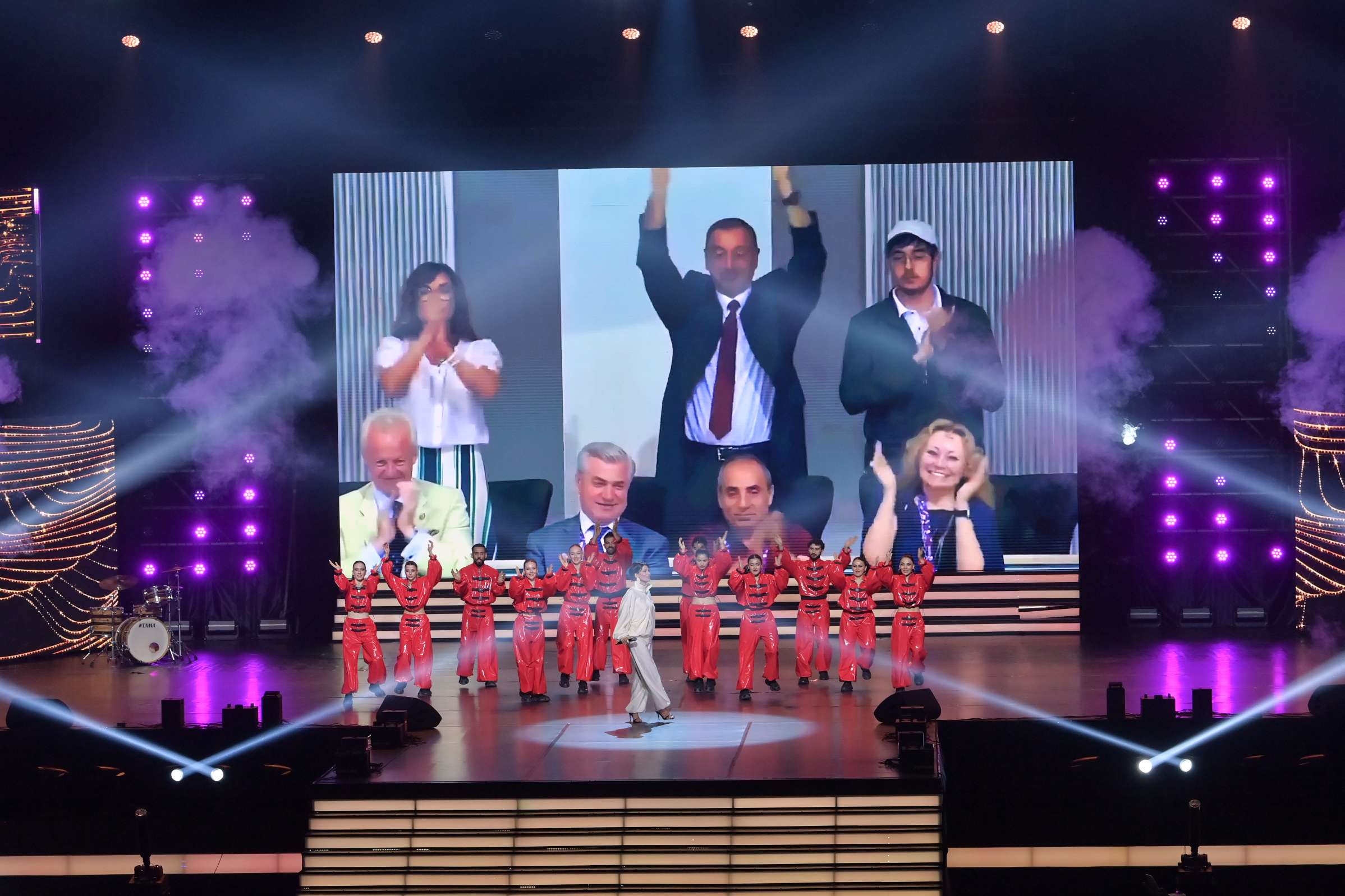Məktəblilərin Respublika İdman Olimpiadasının açılış mərasimi keçirilib